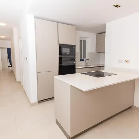 Shakkei 2 Bedroom Swieqi