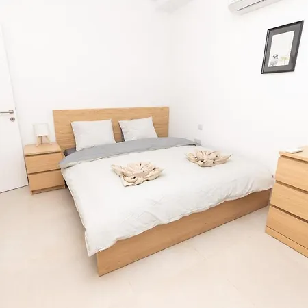 Shakkei 2 Bedroom Swieqi *