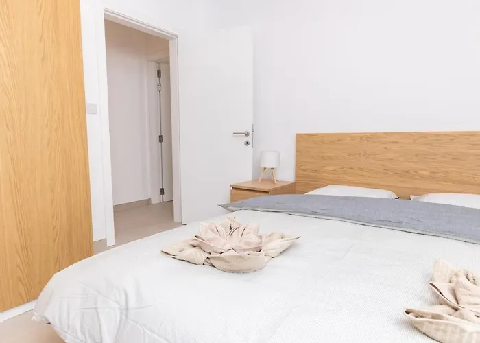 Shakkei 2 Bedroom Swieqi