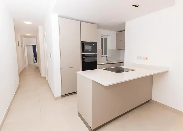 Shakkei 2 Bedroom Swieqi