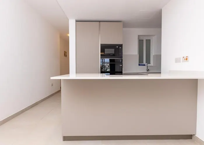 Shakkei 2 Bedroom Swieqi