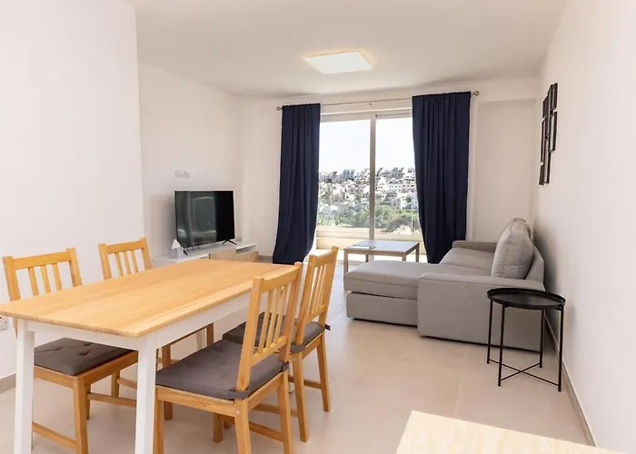Shakkei 2 Bedroom Swieqi