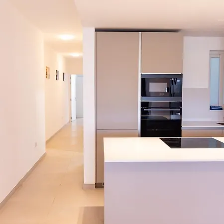 Appartement Shakkei 2 Bedroom Swieqi *