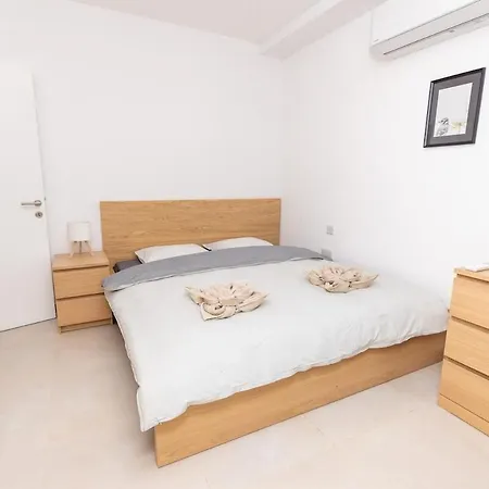 Shakkei 2 Bedroom Swieqi Lägenhet Is-Swieqi