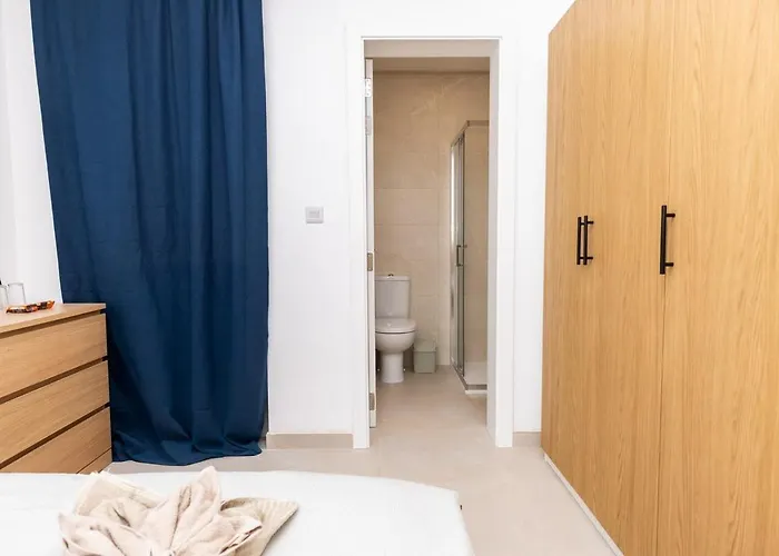 Shakkei 2 Bedroom Swieqi Apartman