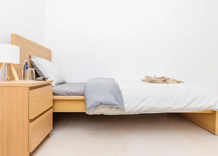 Shakkei 2 Bedroom Swieqi Apartman Is-Swieqi