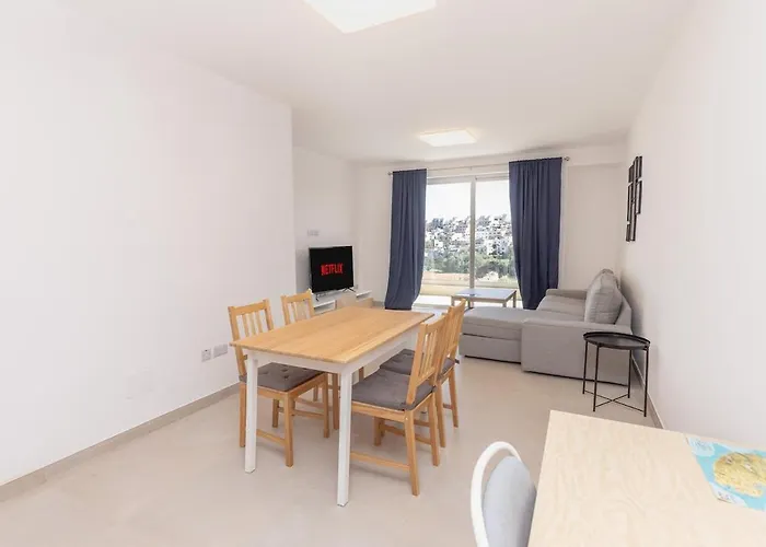 Shakkei 2 Bedroom Swieqi Is-Swieqi